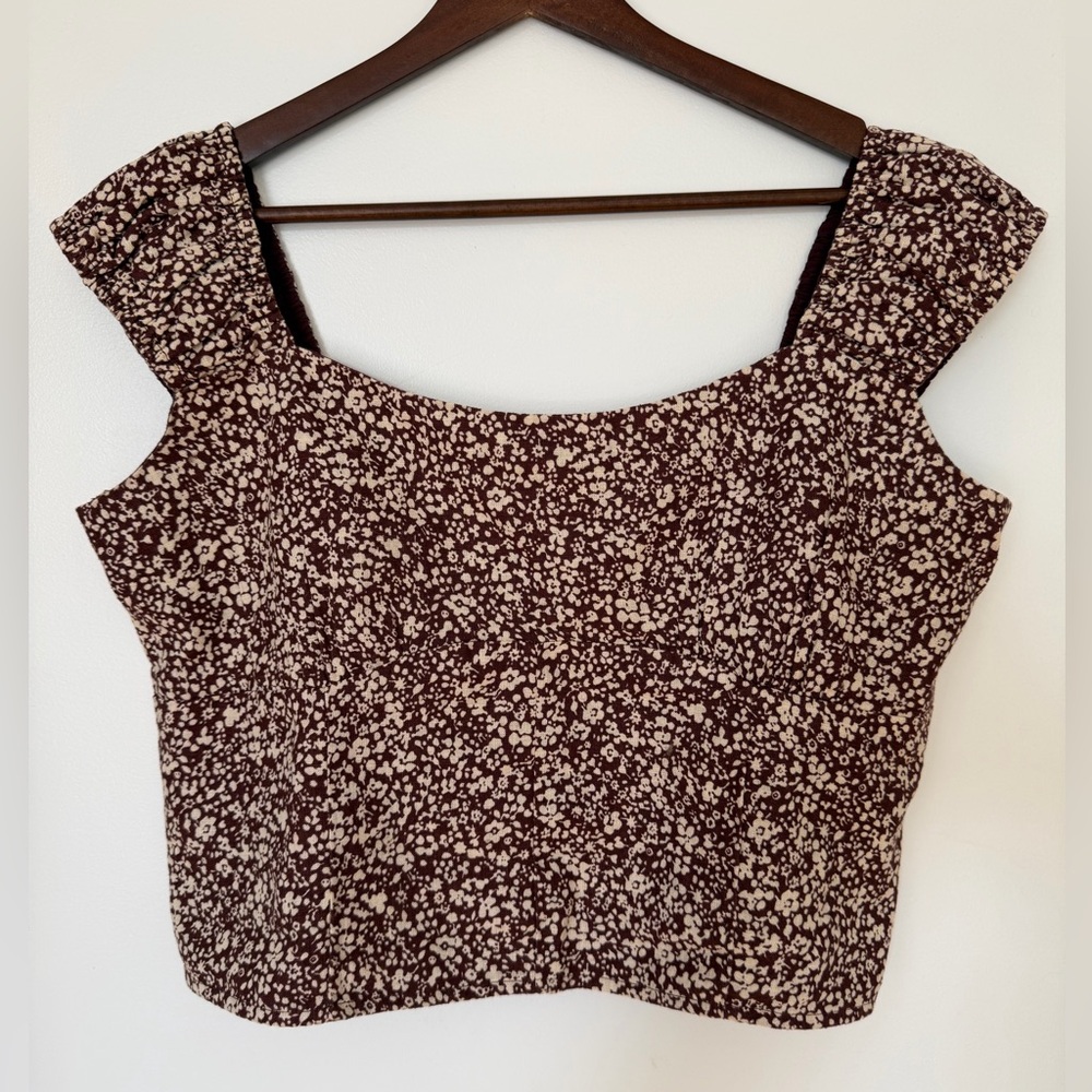 NWT Abercrombie & Fitch red beige Floral Print Women's Top